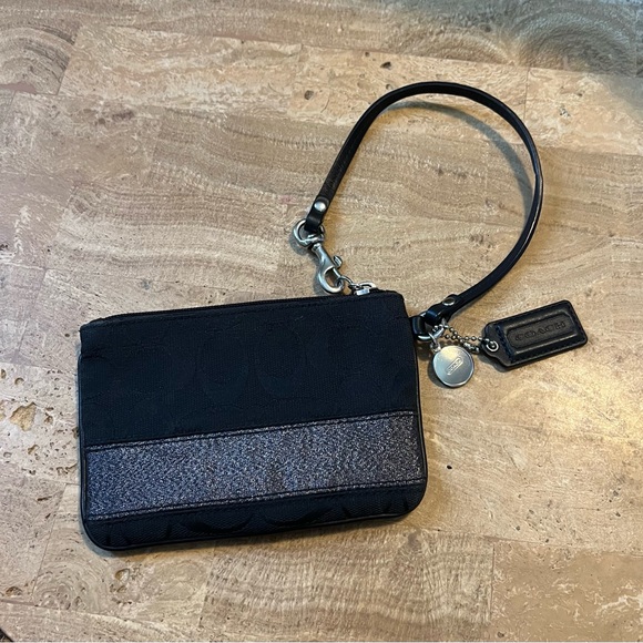 Vintage Coach Jacquard Logo Signature Stripe Shimmery Wristlet Y2K EUC - Picture 3 of 6
